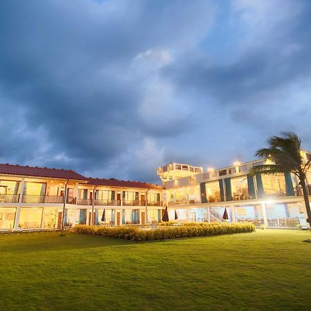Calypso Sunset Hotell Iranawila Eksteriør bilde