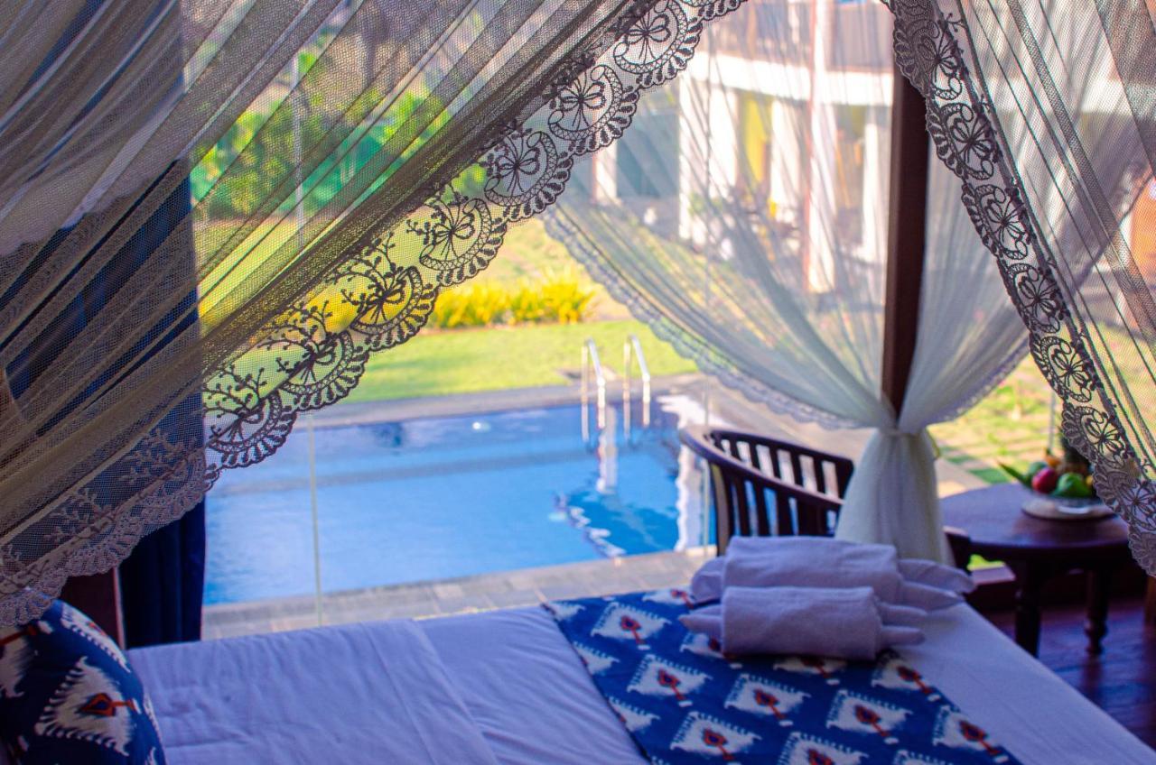 Calypso Sunset Hotell Iranawila Eksteriør bilde