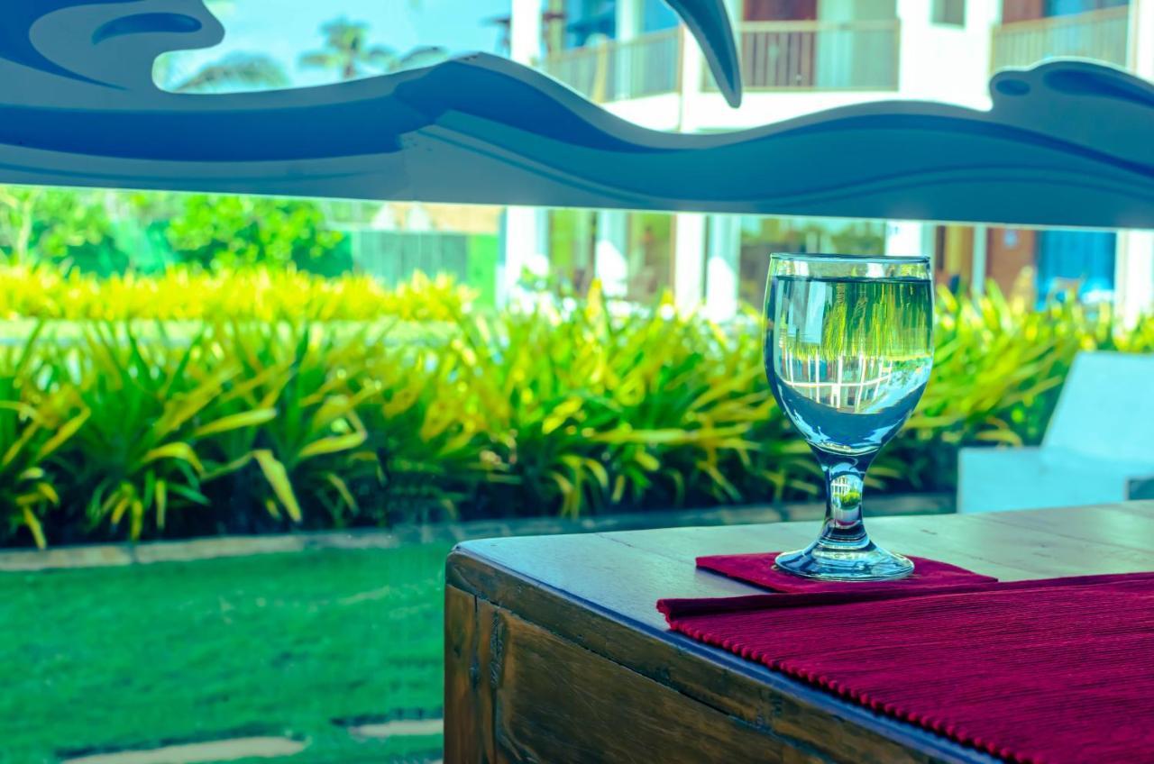 Calypso Sunset Hotell Iranawila Eksteriør bilde