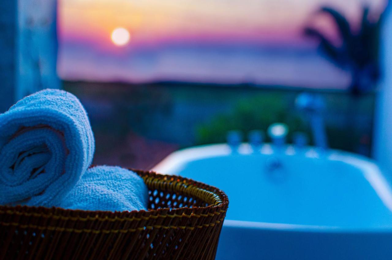 Calypso Sunset Hotell Iranawila Eksteriør bilde