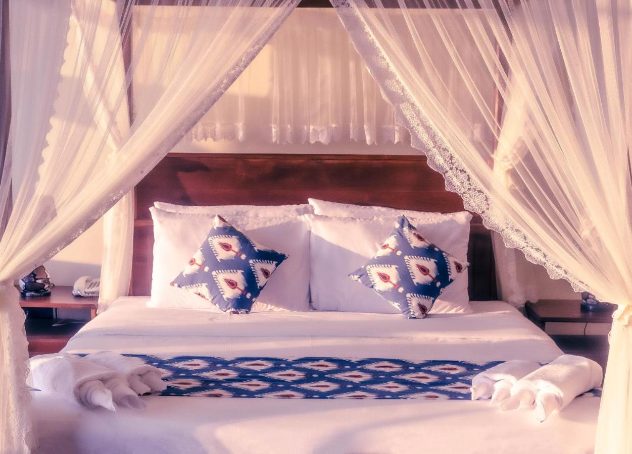 Calypso Sunset Hotell Iranawila Eksteriør bilde
