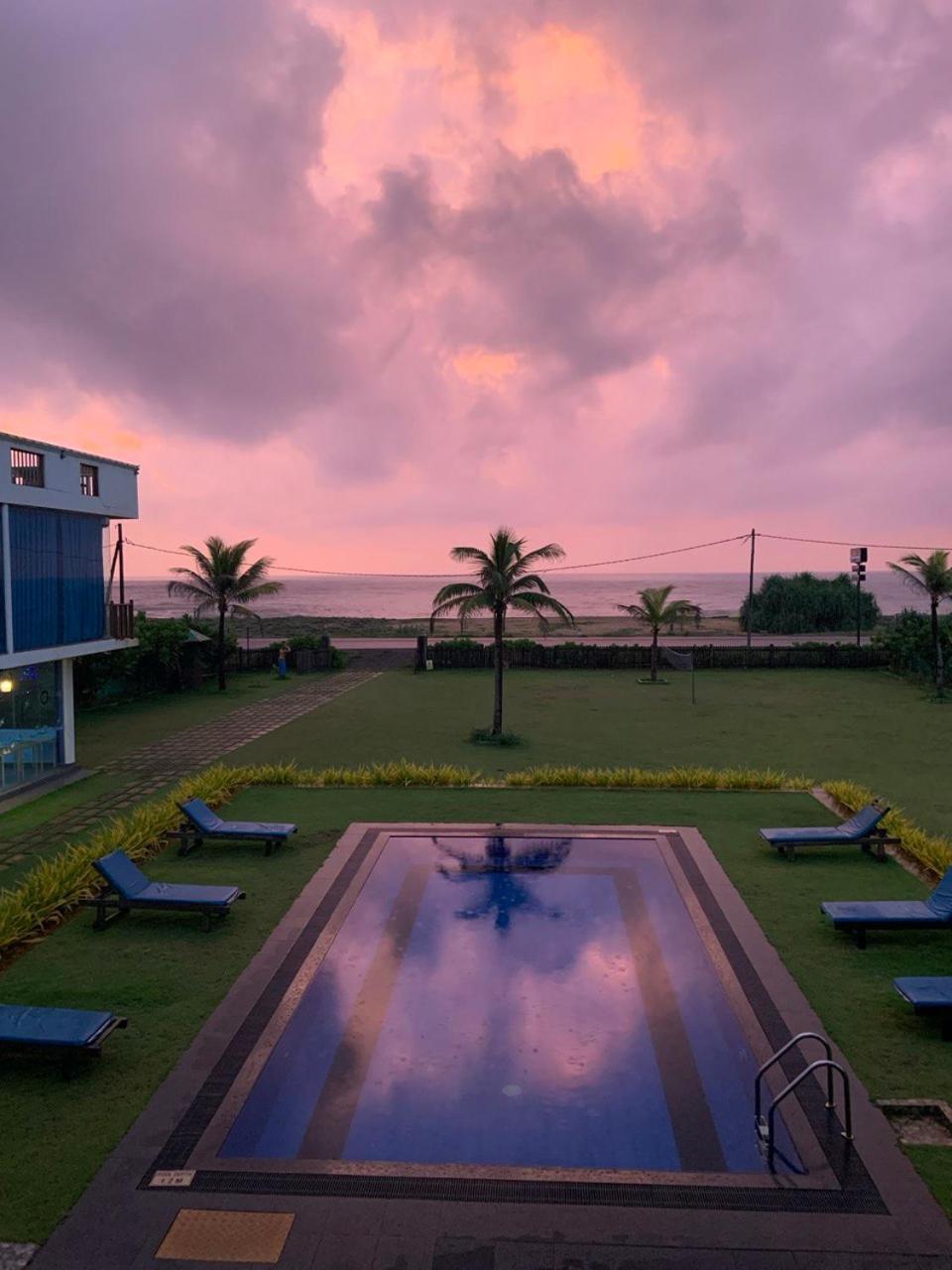 Calypso Sunset Hotell Iranawila Eksteriør bilde